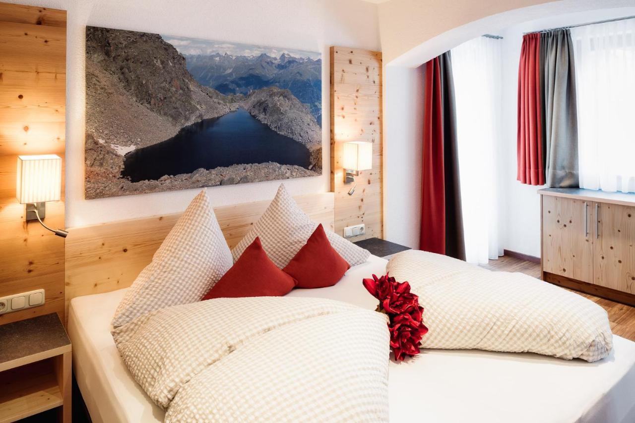Haus Raetia Apartman Serfaus Szoba fotó